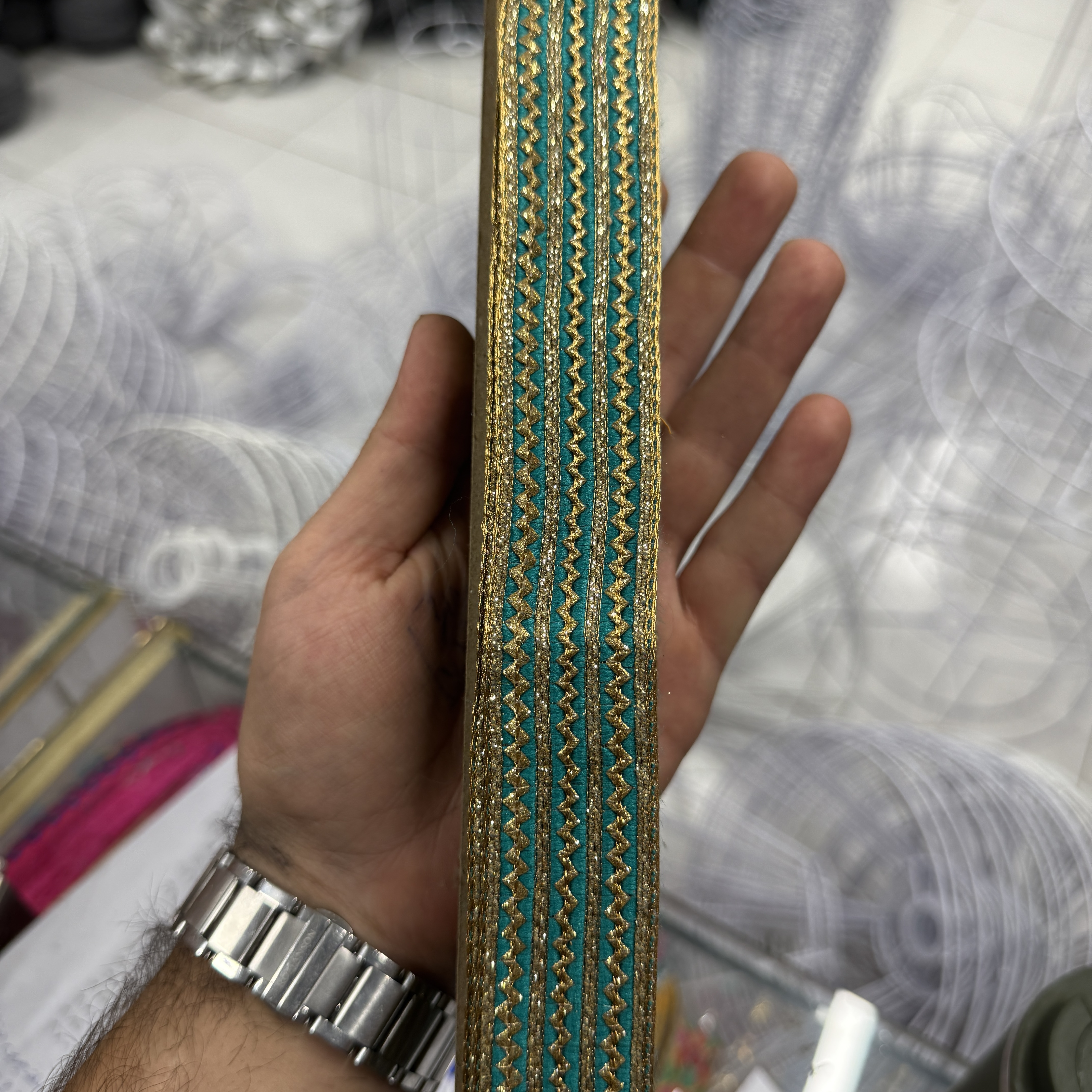 نوار -خرجکار -دو لبه-طلایی-هندی-سه سانت
